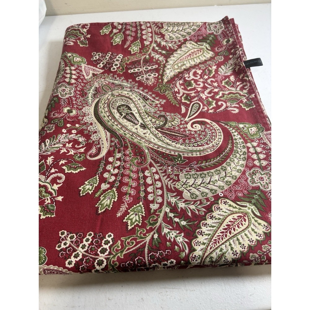 Cynthia Rowley Tablecloth Christmas Paisley 60"W x 84"L 100% Cotton Clean